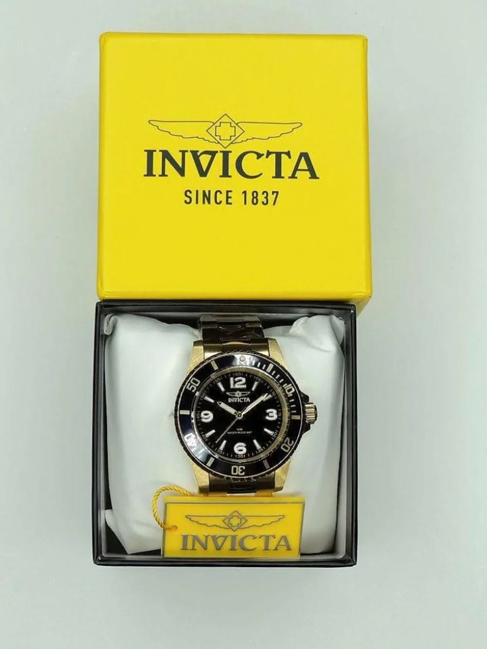 NWT Invicta Specialty Rowan Men's Watch 40 MM Gold Bracelet And Case Quartz NWT